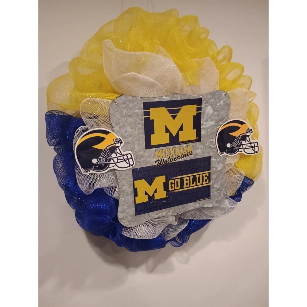 Michigan, Michigan State Wreath, Michigan State University Wreath, Wolverines...